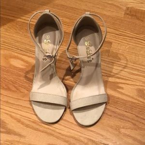 🆕 Ankle strap heels